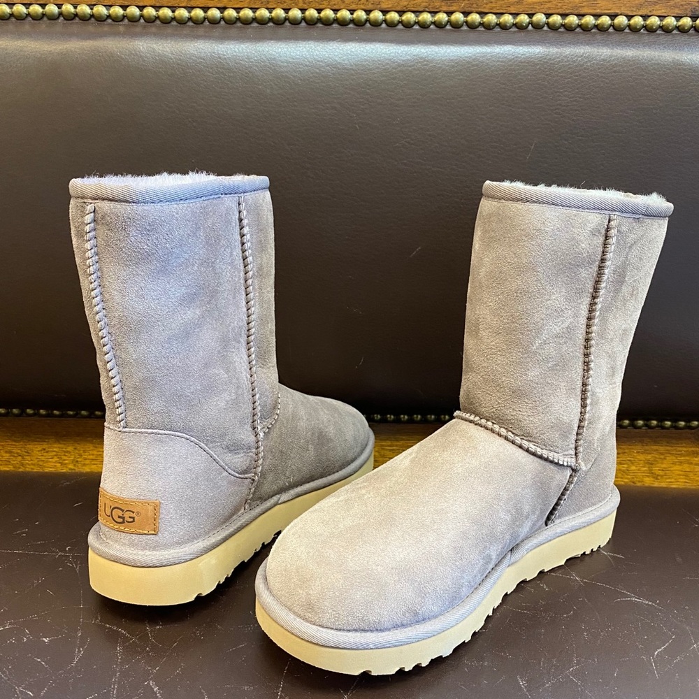 Limited edition classic short UGG boot